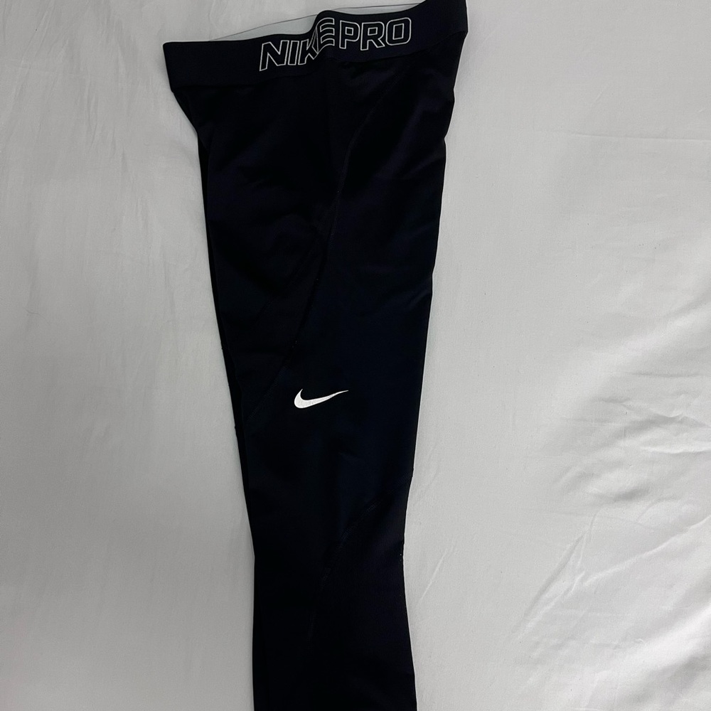 Nike Pro Hypercool Training Capri Length Leggings - image 4